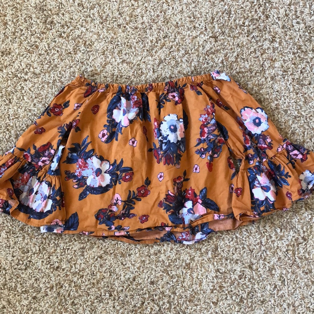 Agaci off shoulder floral top